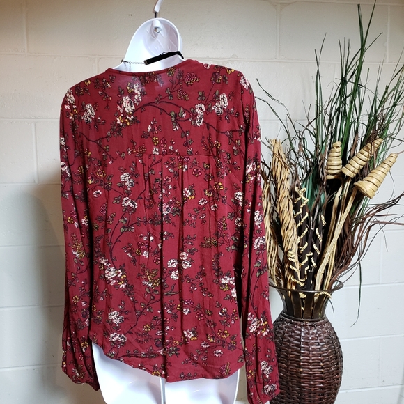 Mossimo Supply Co Top - Picture 2 of 4